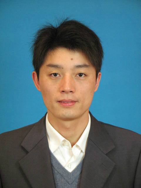 徐小明（上海应用技术学院理学院讲师）