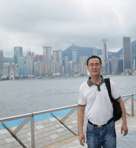 沈立明（深圳大学生命科学学院教授）