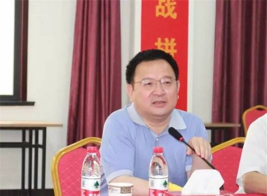 宗志坚（山东省淄博市政府秘书长）