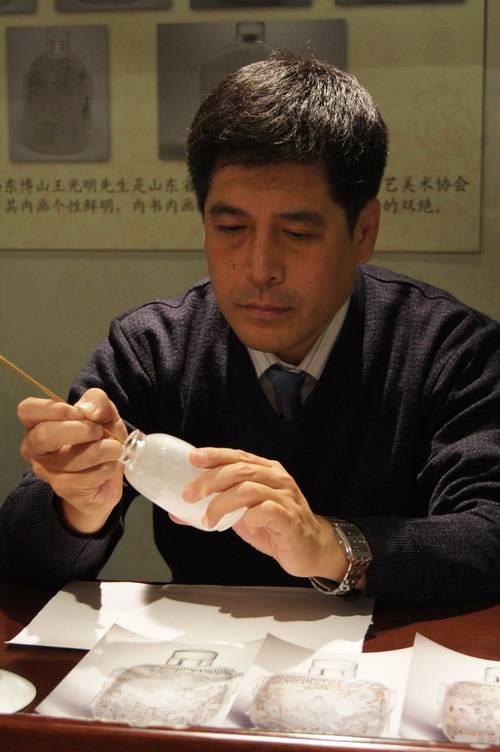 王光明（中国工艺美术大师）