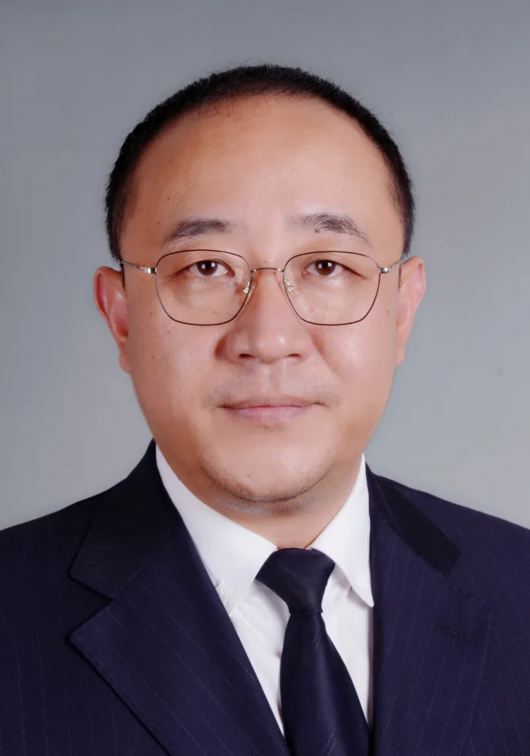 李江（上海市松江区岳阳街道党工委副书记）