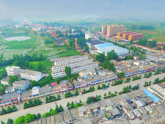 十里镇（河南省信阳市光山县下辖镇）