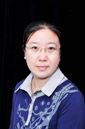 郑红（东北大学工商管理学院副教授）