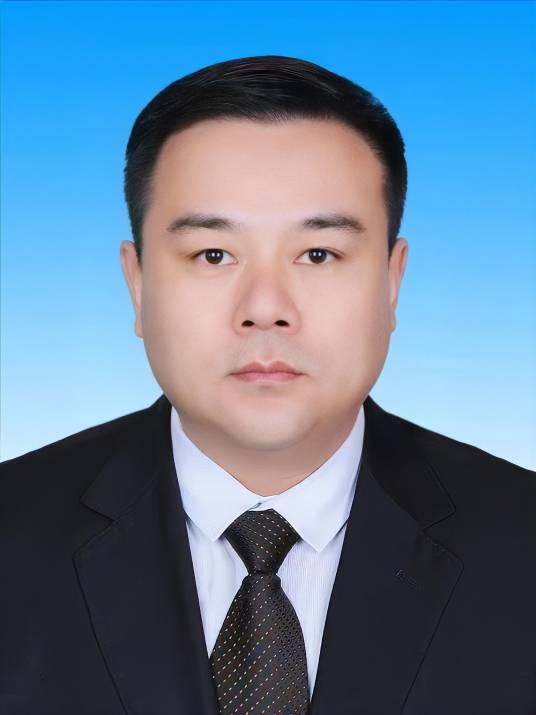 张冠军（新疆维吾尔自治区人大常委会和田地区工作委员会党组成员、副主任、墨玉县委书记）