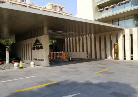 嘉宝前滩后院