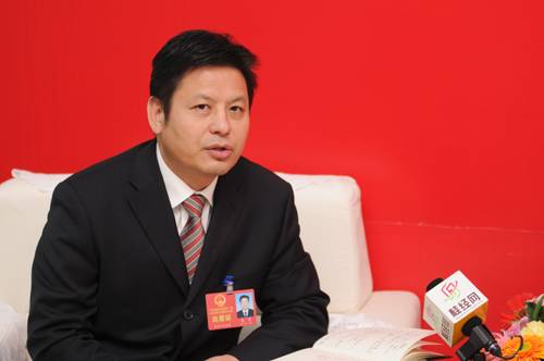 龙秀（广西华银铝业有限公司党委书记、副总经理）