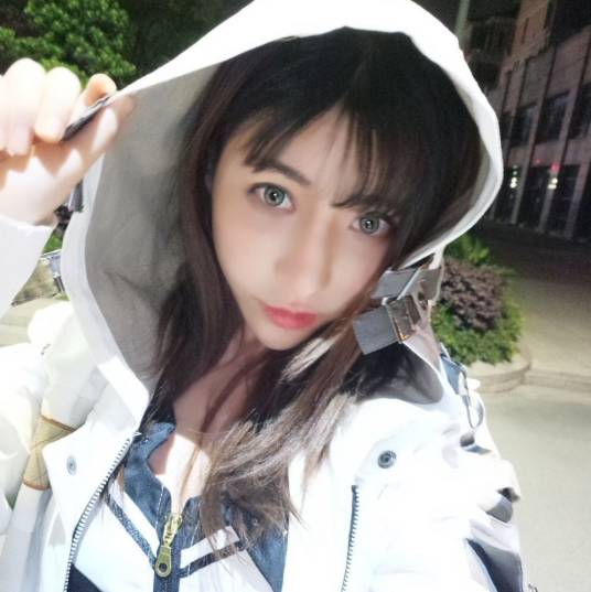 入江闪闪