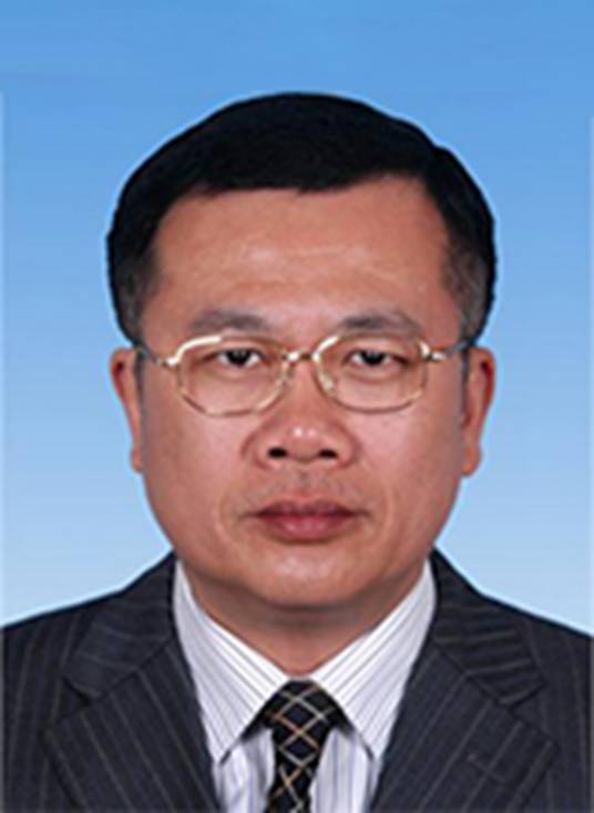 庄强（广东省韶关市政府党组成员、市政府秘书长）
