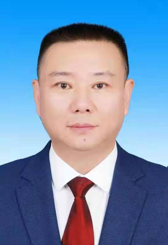杜非（四川省广元市旺苍县委副书记、县长）