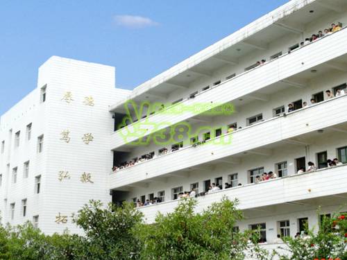 娄底市第四中学