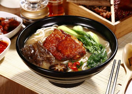 花溪巷牛肉粉