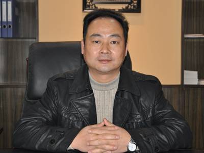 杨瑞华（通山县国土资源局原局长）