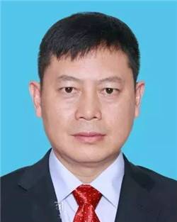 王泉松（贵州省民族宗教事务委员会副主任、党组成员）