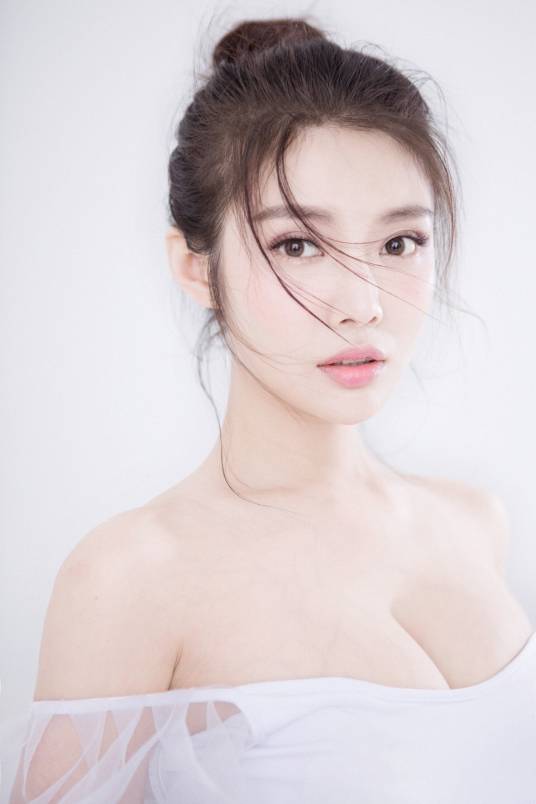 徐冬冬（中国内地女演员、歌手）