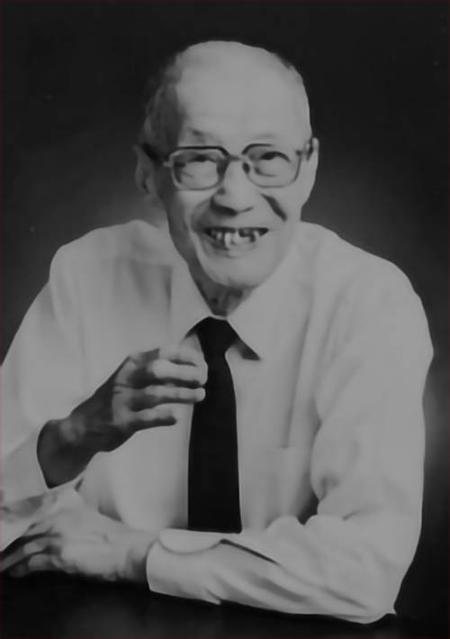 邱关源