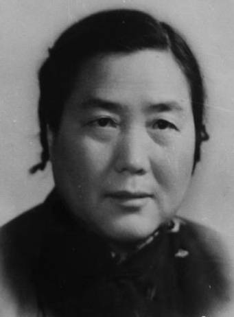 侯志（全国妇联第二届执委）