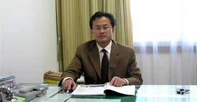 马成文（安徽财经大学经济学院院长）