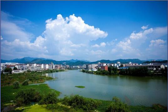 南河镇（湖北省英山县南河镇）