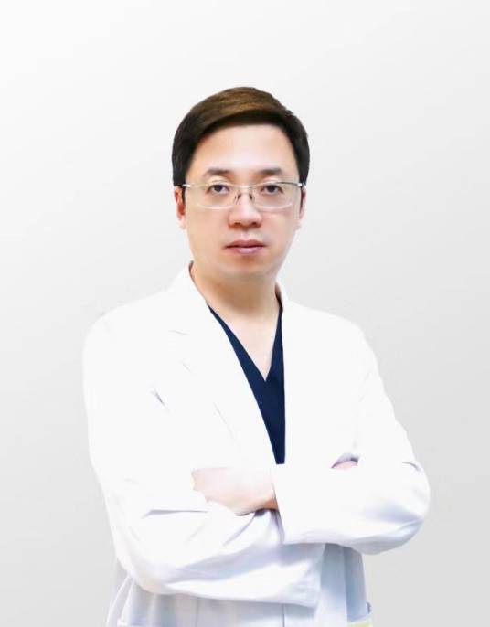 李光洙（北京禾美嘉整形科主任医生）