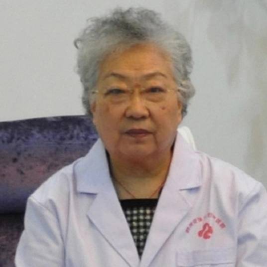 李清芳（兰州时光安瑞儿妇儿医院主任医师）