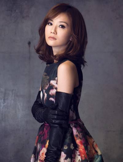 受宠若惊（蔡卓妍演唱歌曲）