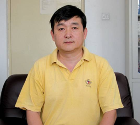 铁军（北京第二外国语学院教授）