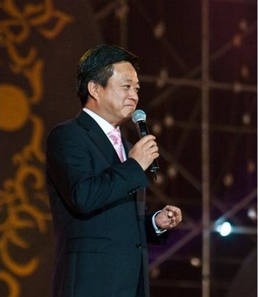 节目主持人