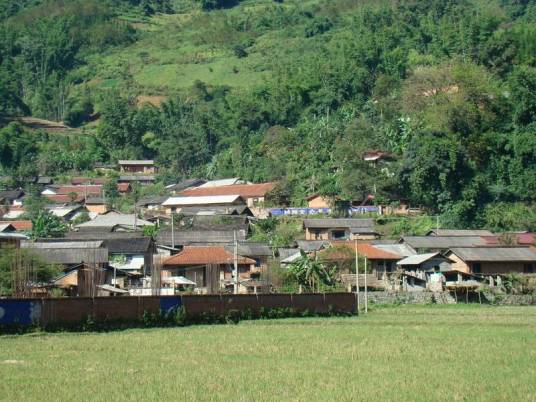 何家村（楚雄市吕合镇白土村委会）