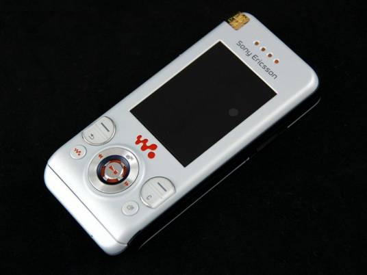 索尼爱立信 w580