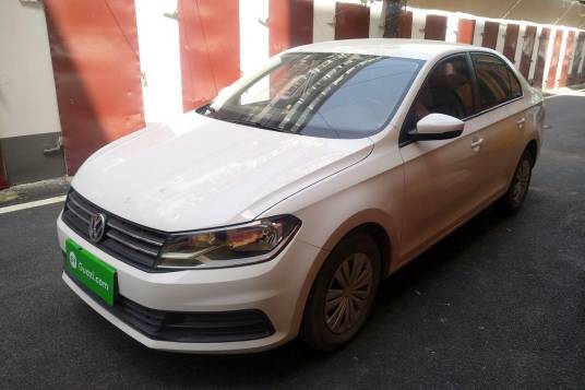 2013款新桑塔纳 1.6L 手动风尚版