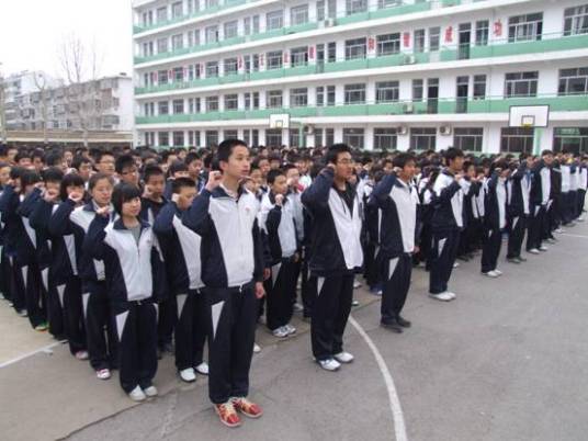 潍坊八中