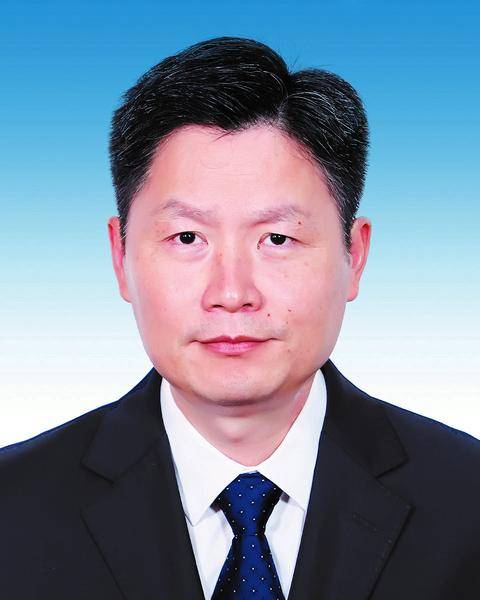 甘国栋（湖北省随州市委副书记、政法委书记）