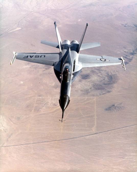 YF-17战斗机