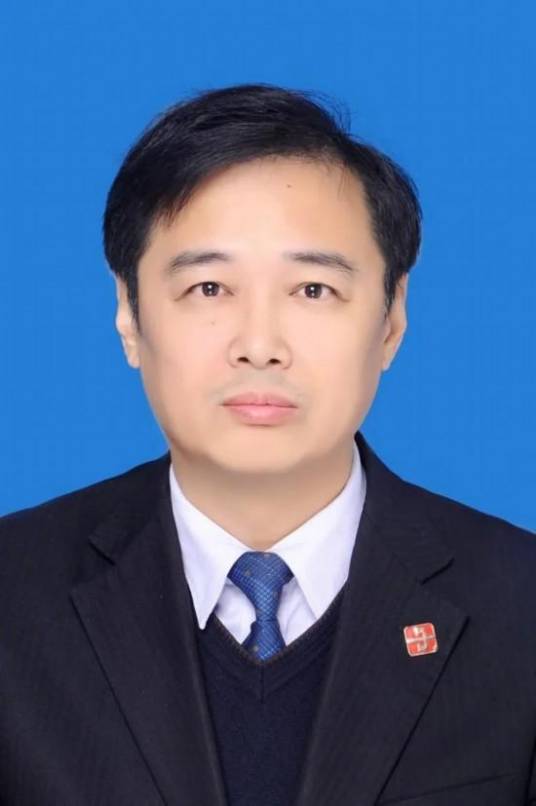李荣凯（济南市中正荣凯法律服务所主任）