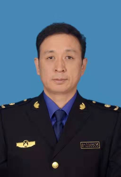 周卫国（陕西省西安市临潼区城市管理和综合执法局党委委员、副局长）