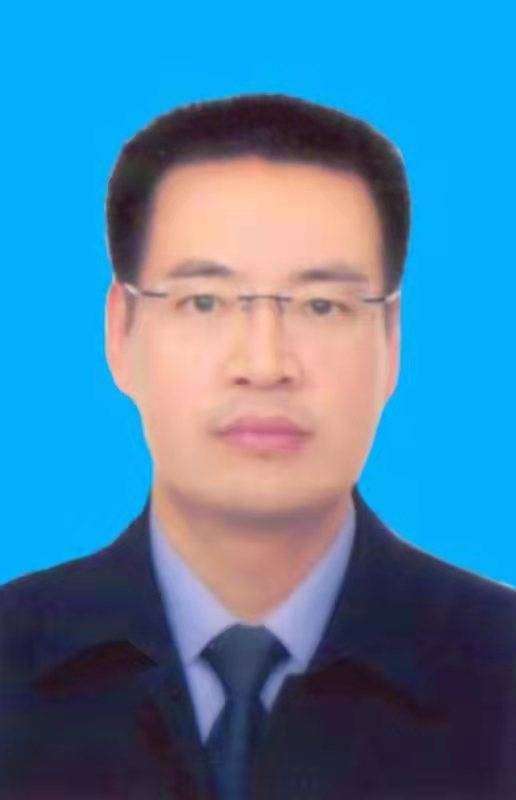 刘雪岭（河南省驻马店市新蔡县人民政府党组成员、副县长，县公安局局长）