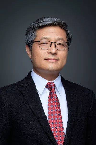 陈方若（上海交通大学安泰经济与管理学院院长）