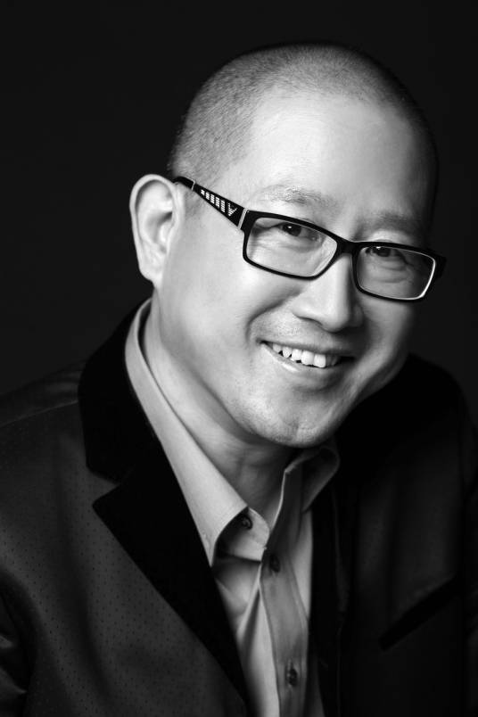 吴玉江（中国男制片人、记者、导演、主持人）