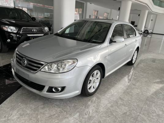 2011款朗逸 2.0L 手动品悠版