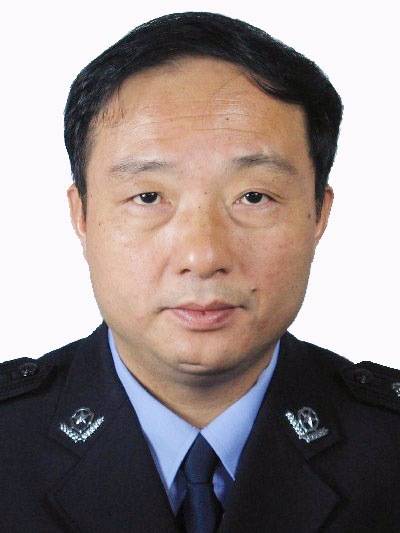 李勇进（湖南省怀化市公安局交通警察支队支队长）