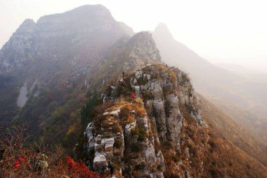 岳阳山