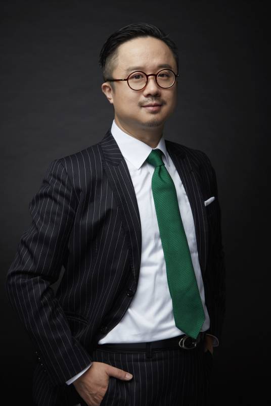 鲍毅