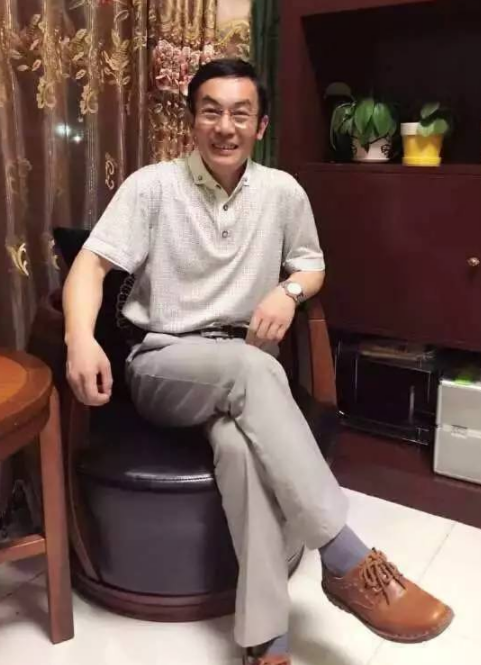 王忠安（薛城小香港整形美容院总经理）
