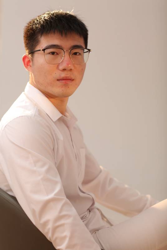 李焱（歌手）