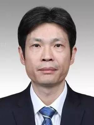 李立生（上海市浦东新区政府党组成员、区政府办主任、外事办主任）