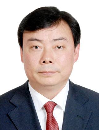 李传忠（贵州省黔南州人民政府机关党组成员、副主任）