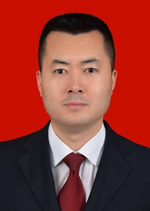 曹永锋（吴起县人民政府副县长）