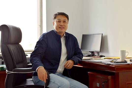 白江平（甘肃省委教育工委委员、省教育厅党组成员、副厅长）