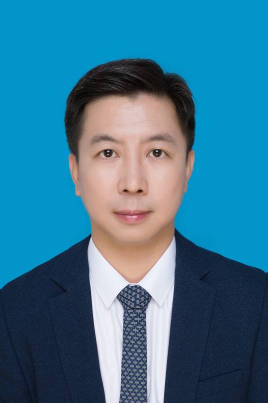 张伟（海南省海口市琼山区人民政府副区长）