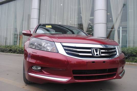 雅阁 2.0L 自动 SE 2013款